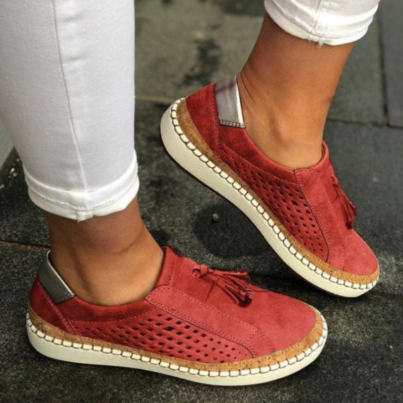 Karina | Women’s Slip-On Walking Shoes with Cut-Out Note