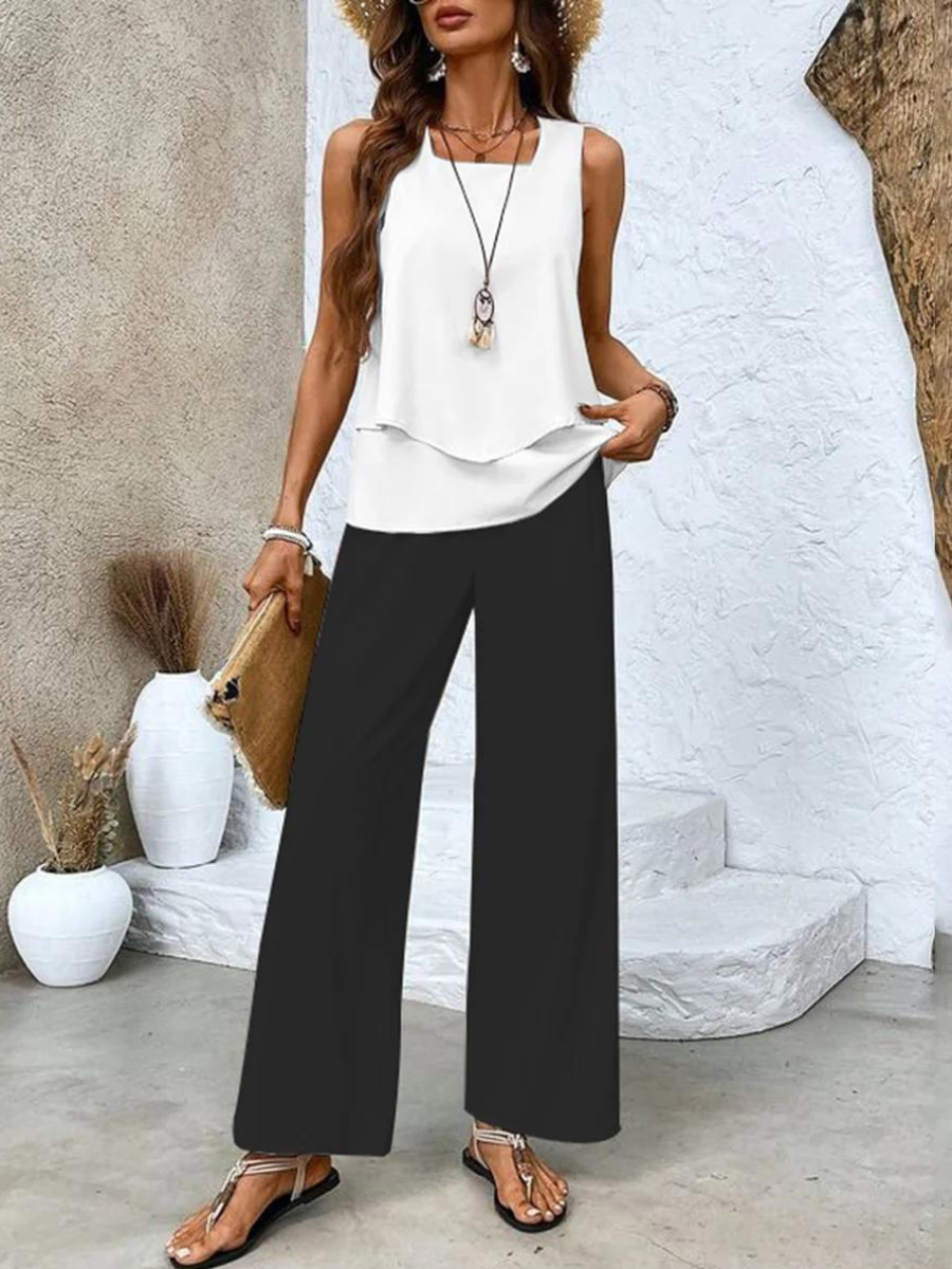 Larissa | Women’s Two-Piece Set featuring Leaf Print Trousers