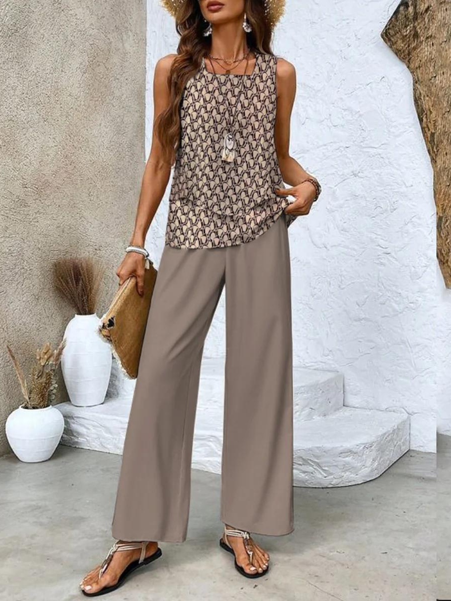 Larissa | Women’s Two-Piece Set featuring Leaf Print Trousers