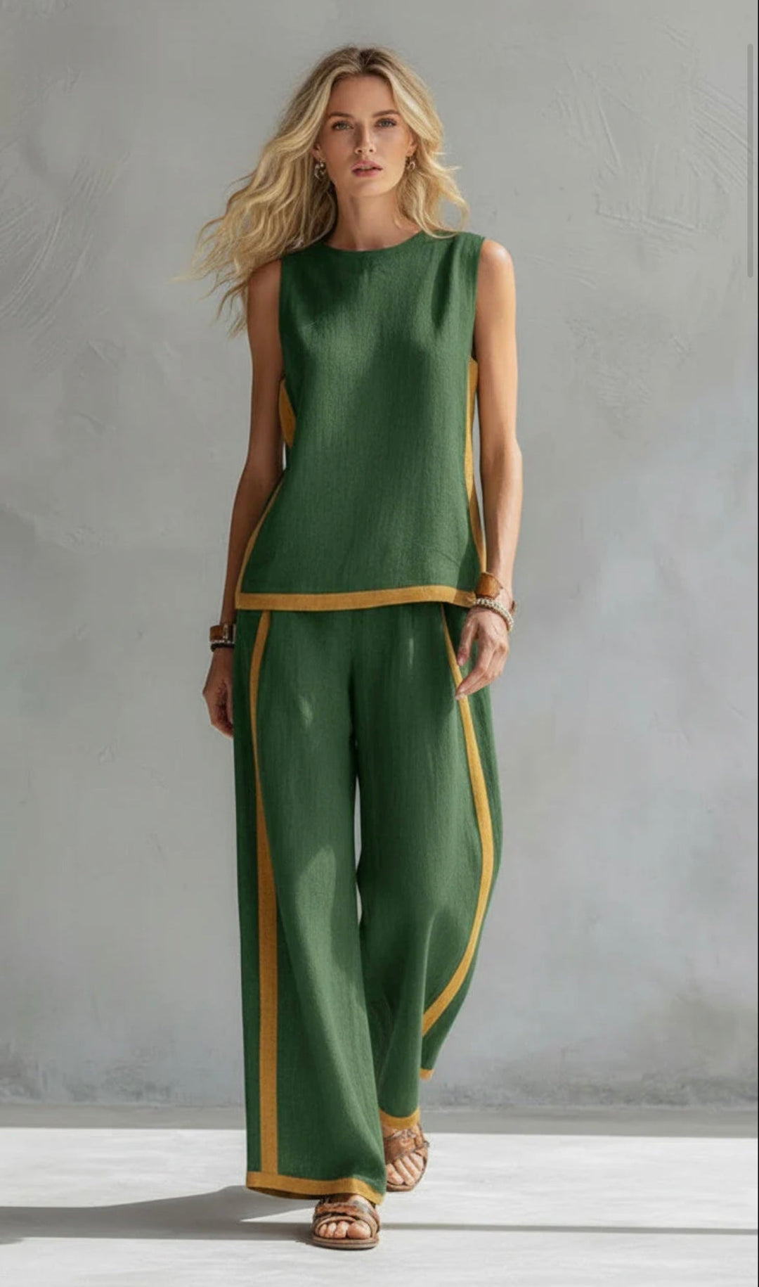 Yavelle | Women’s Two-Piece Set with Contrast Trim