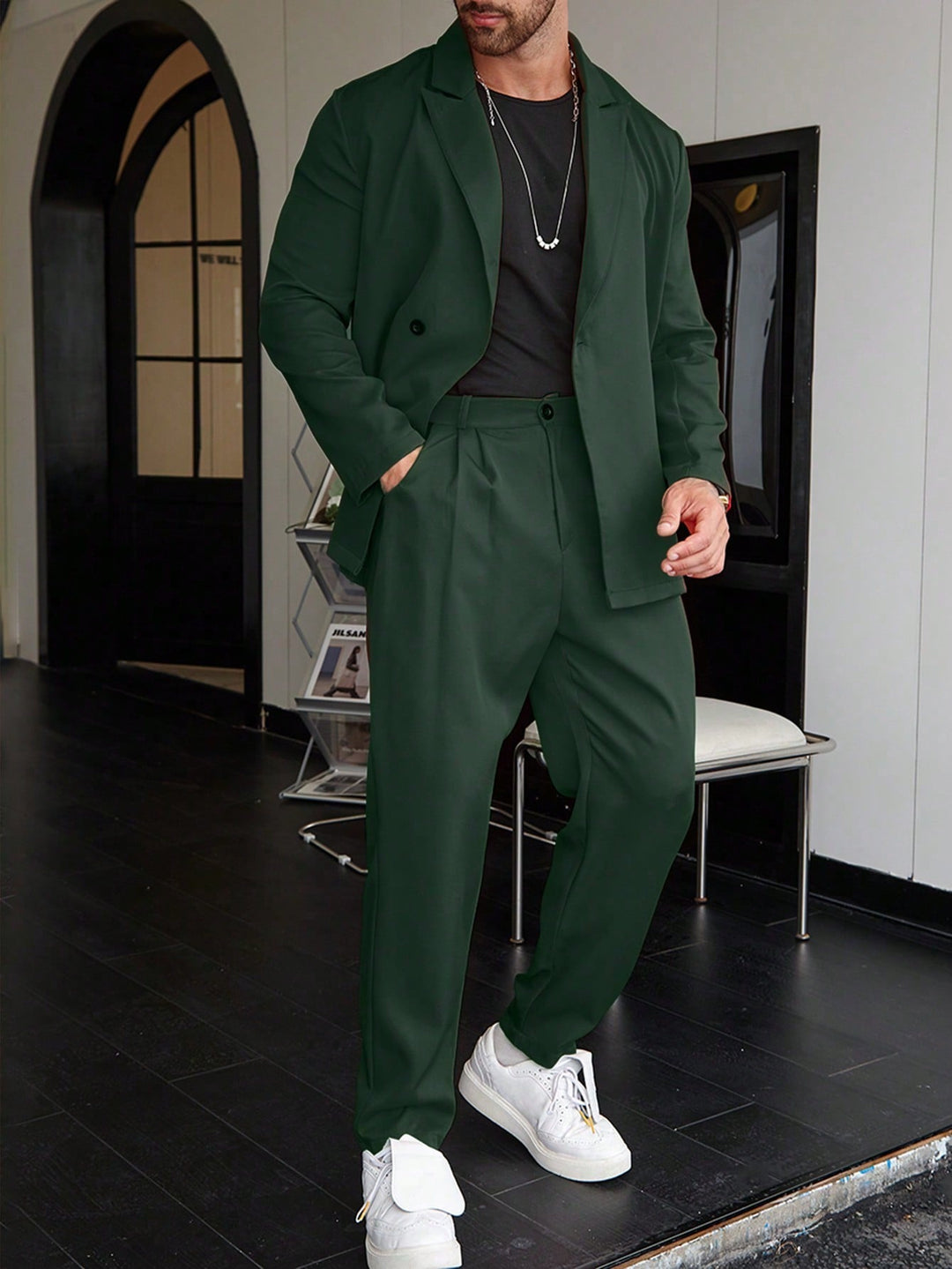 Torren | Men’s Suit in a Relaxed Smart Casual Fit