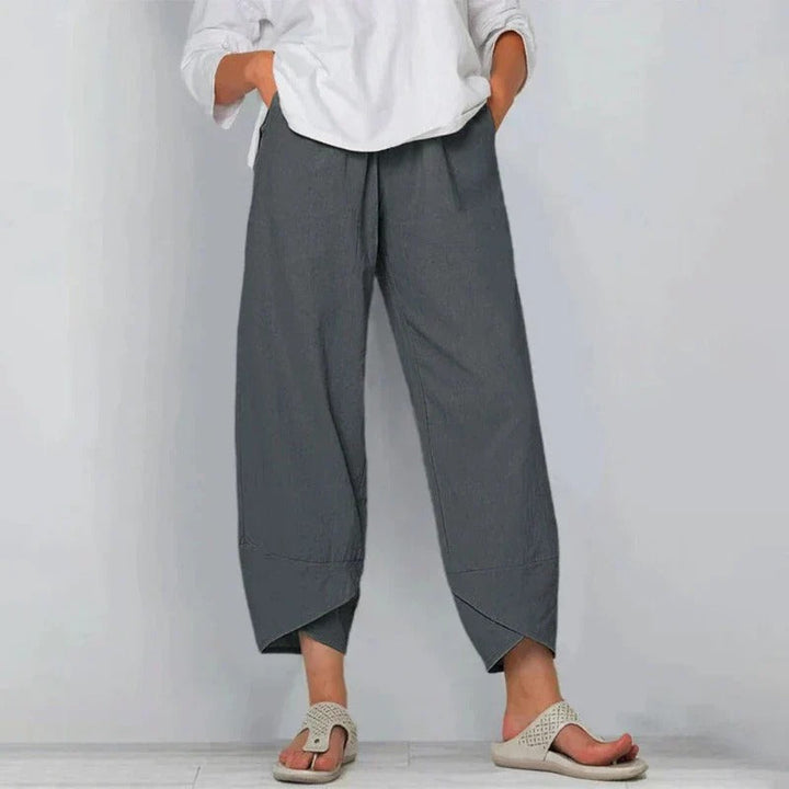 Tamsin | Women’s Cropped Trousers in a Curved-Leg Frame