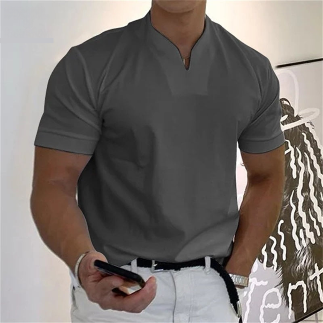 Dario | Men’s Short Sleeve Shirt featuring a Sharp Neck Accent