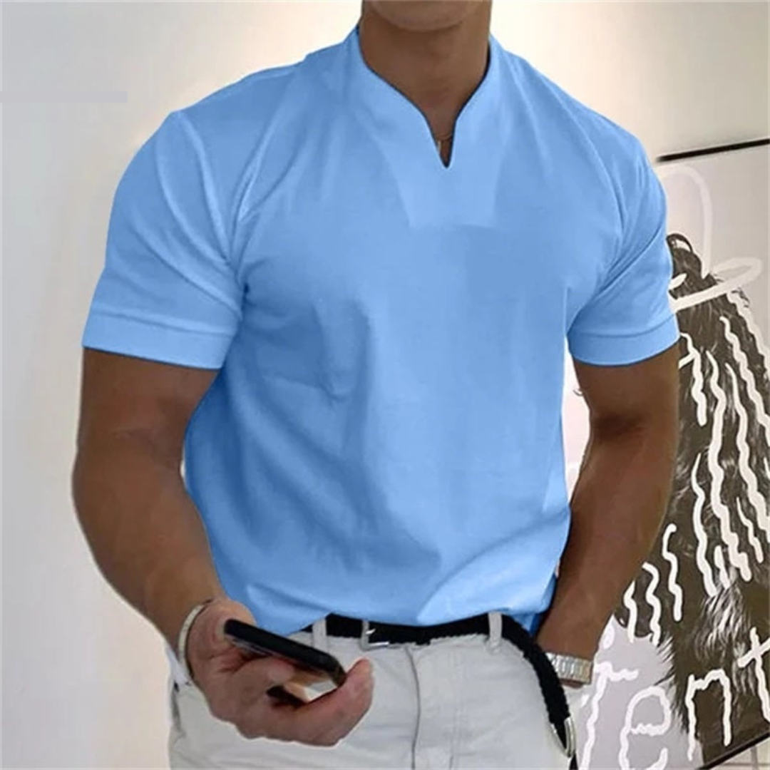 Dario | Men’s Short Sleeve Shirt featuring a Sharp Neck Accent