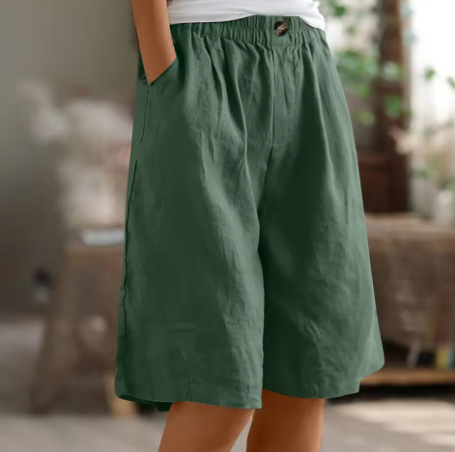 Arielle | Women’s Bermuda Shorts in a Relaxed Everyday Smooth Outline