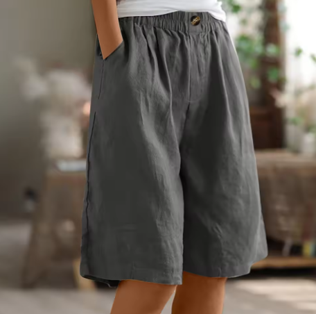 Arielle | Women’s Bermuda Shorts in a Relaxed Everyday Smooth Outline