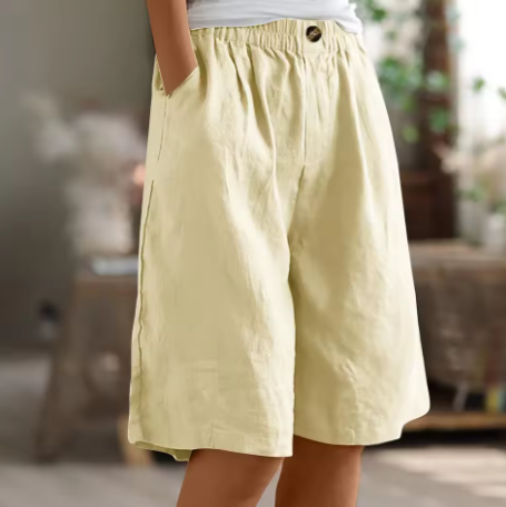 Arielle | Women’s Bermuda Shorts in a Relaxed Everyday Smooth Outline