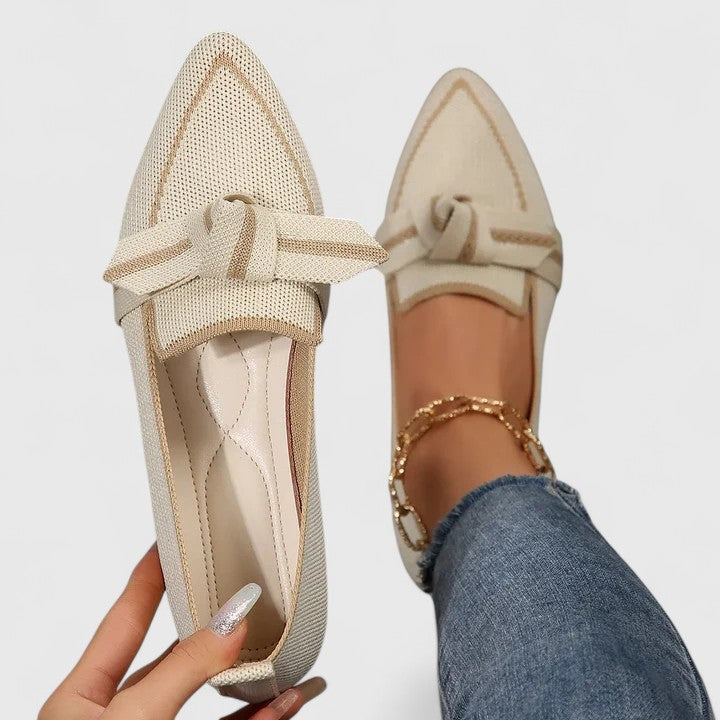 Emelie | Women’s Pointed Flats featuring Bow Specification
