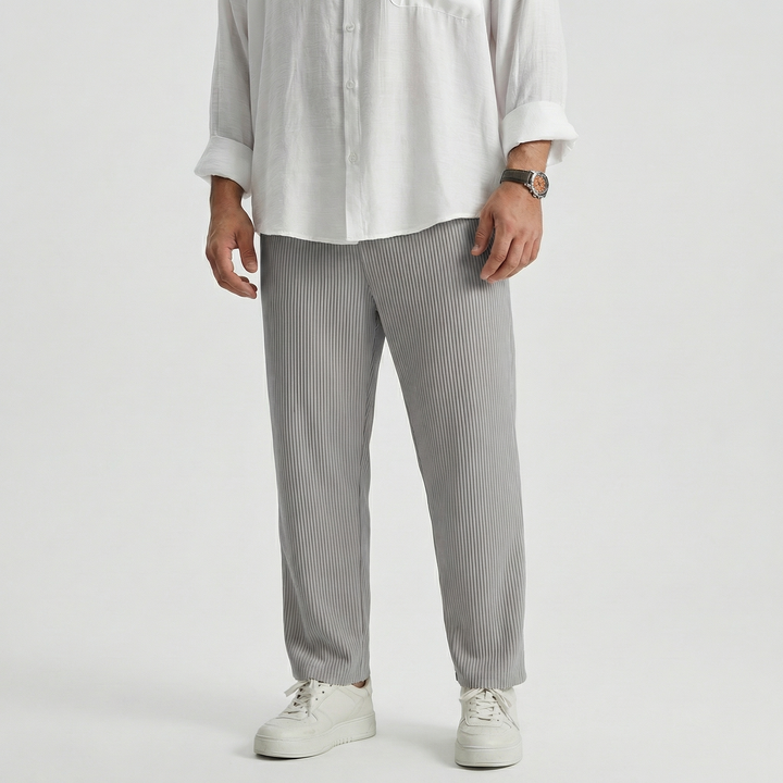 Serano | Men’s Pleated Trousers in a relaxed straight fit